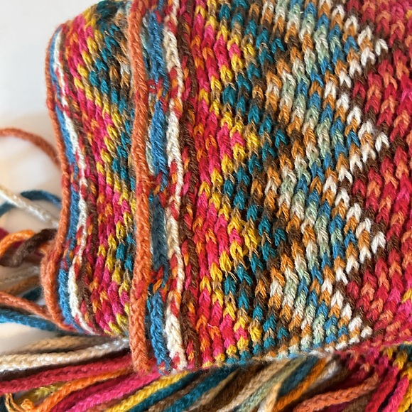 Forever 21 soft long multicoloured scarf - Picture 10 of 10